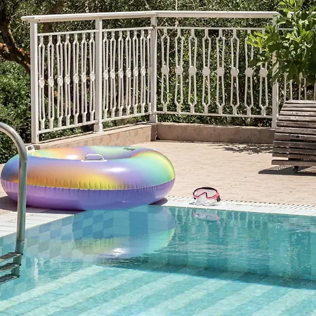 Botonis - Modern Villas, Timeless Beauty * Vasilikí