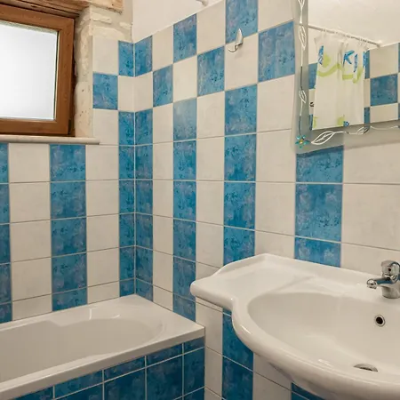 Botonis - Modern Villas, Timeless Beauty *