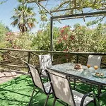 Botonis - Modern Villas, Timeless Beauty *