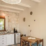 Botonis - Modern Villas, Timeless Beauty Nyaraló