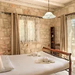 Botonis - Modern Villas, Timeless Beauty Vasilikí