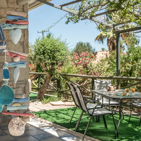 בית נופש Botonis - Modern Villas, Timeless Beauty