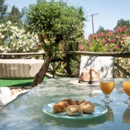 Botonis - Modern Villas, Timeless Beauty Hébergement de vacances