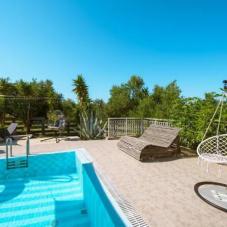 Botonis - Modern Villas, Timeless Beauty Vasilikí
