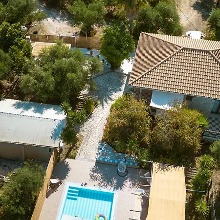 Botonis - Modern Villas, Timeless Beauty Vasilikí