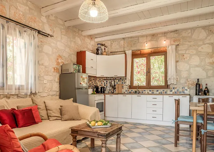 Botonis - Modern Villas, Timeless Beauty Vasilikí