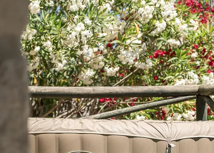 Botonis - Modern Villas, Timeless Beauty *