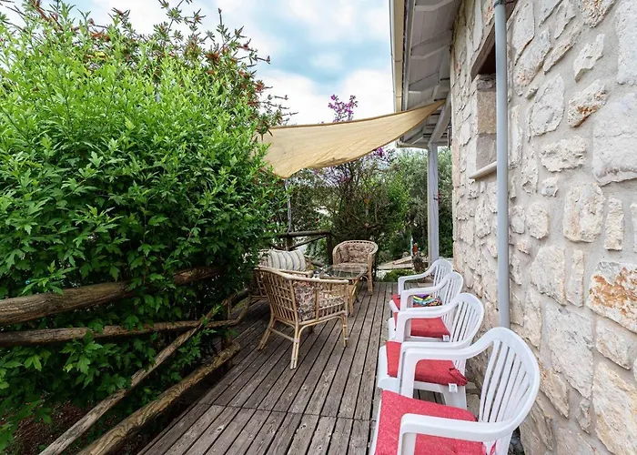 Tatil Evi Botonis - Modern Villas, Timeless Beauty Vasilikí