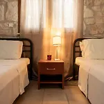 Botonis - Modern Villas, Timeless Beauty 펜션 *