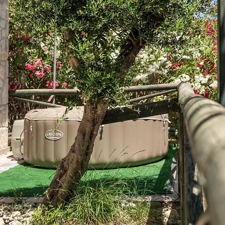 Casa vacanze Botonis - Modern Villas, Timeless Beauty Vasilikí