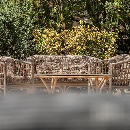 Casa vacanze Botonis - Modern Villas, Timeless Beauty