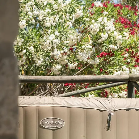 Botonis - Modern Villas, Timeless Beauty *